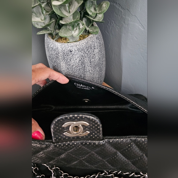 CHANEL East West Lambskin Quilted Bag - Picture 8 of 11